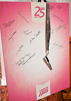 Survivor autographs at BFTC Week